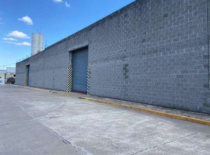 Depósito · 1200m²