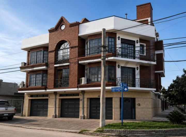 PH · 210m² · 4 Ambientes · 2 Cocheras