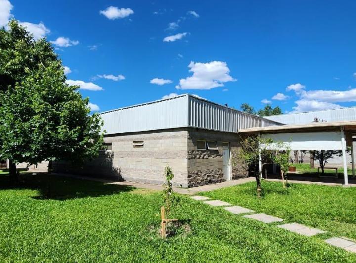 Local comercial · 2000m²