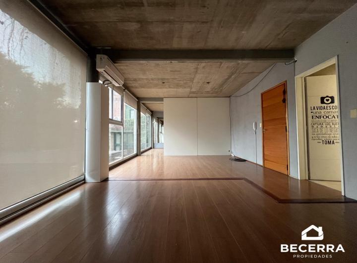 Local comercial · 80m² · 2 Ambientes