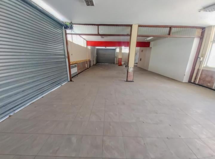 Local comercial · 525m²