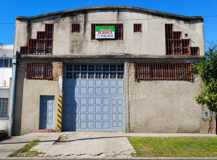 Bodega-Galpón · 360m²