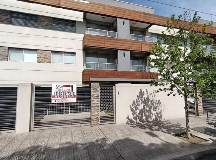 Departamento · 45m² · 2 Ambientes · 1 Cochera