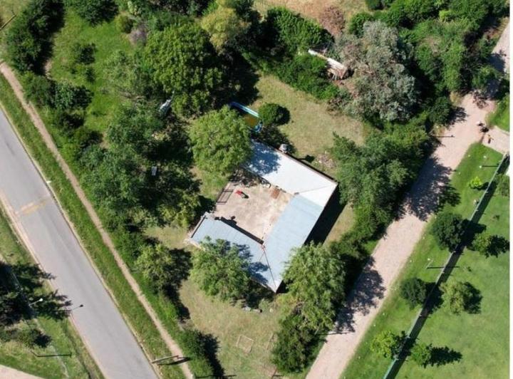Terreno · 200m² · 4 Ambientes