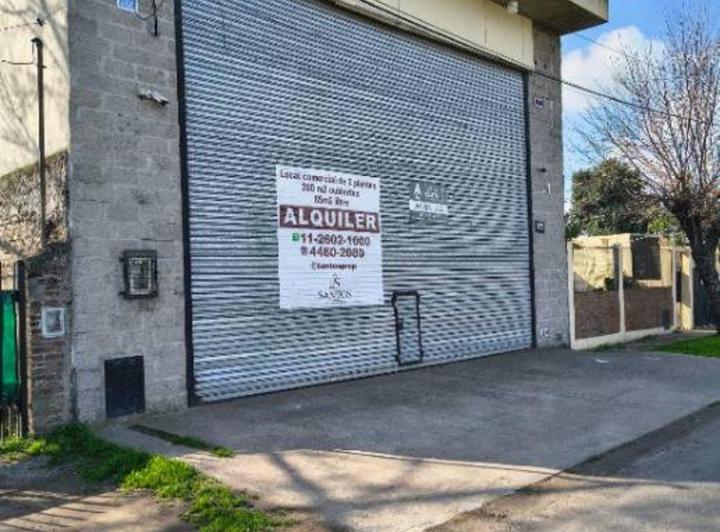 Local comercial · 200m²