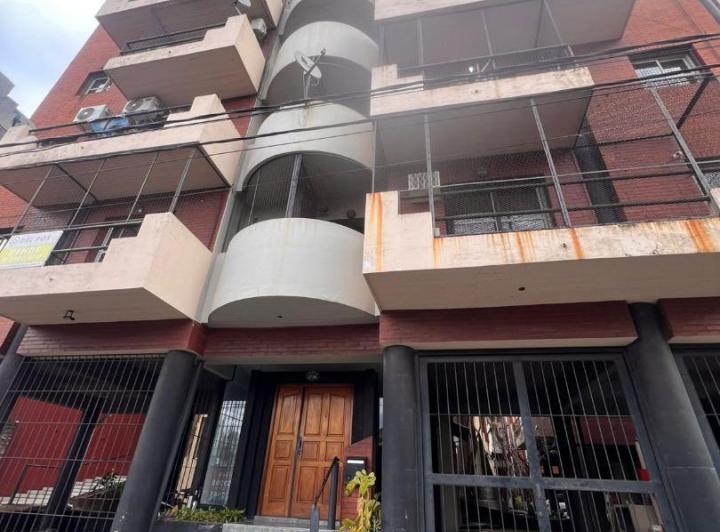 Departamento · 40m² · 2 Ambientes · 1 Cochera