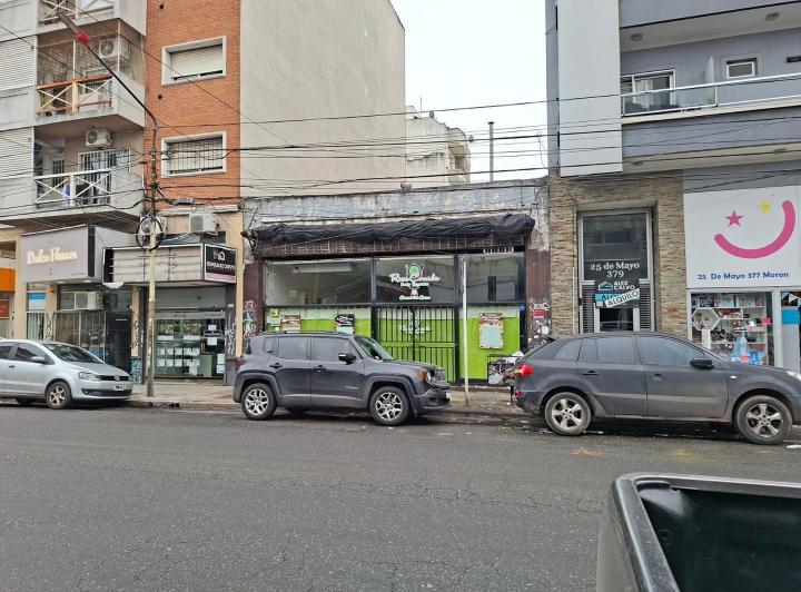 Local comercial · 242m² · 1 Ambiente