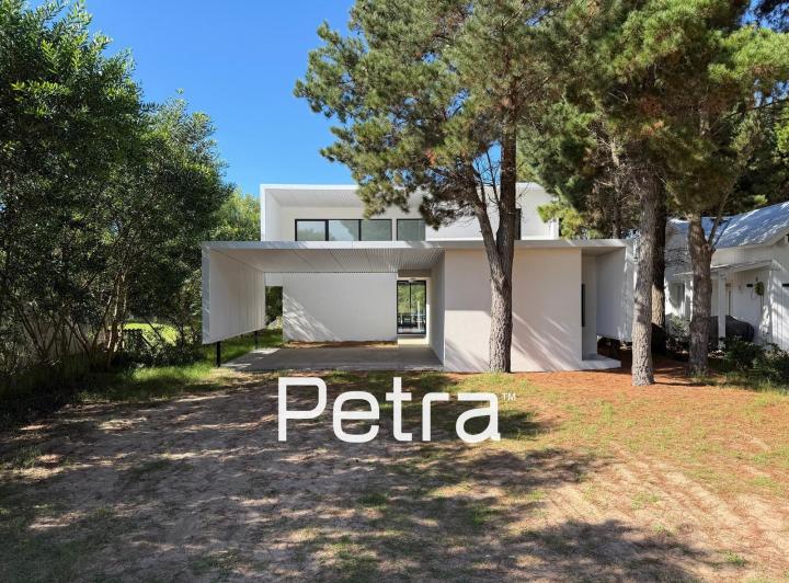 Casa · 190m² · 5 Ambientes · 1 Cochera