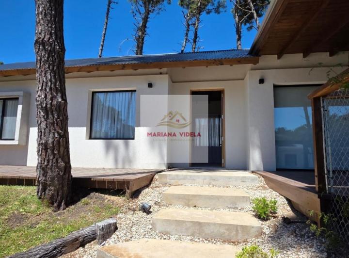 Casa · 188m² · 5 Ambientes · 2 Cocheras
