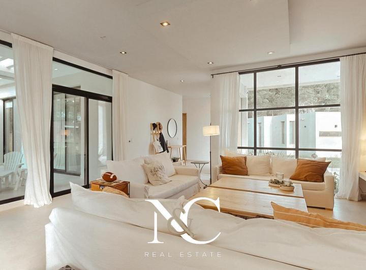 Casa · 177m² · 4 Ambientes