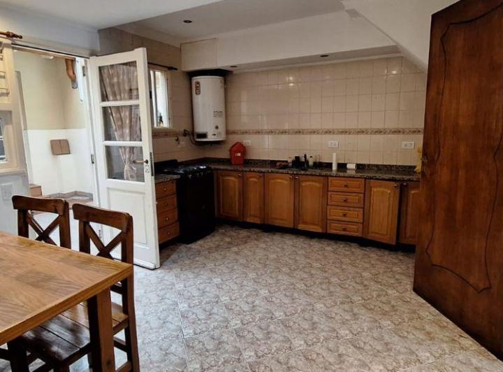 Casa · 110m² · 4 Ambientes · 1 Cochera