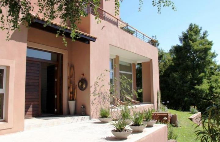 Casa · 400m² · 5 Ambientes