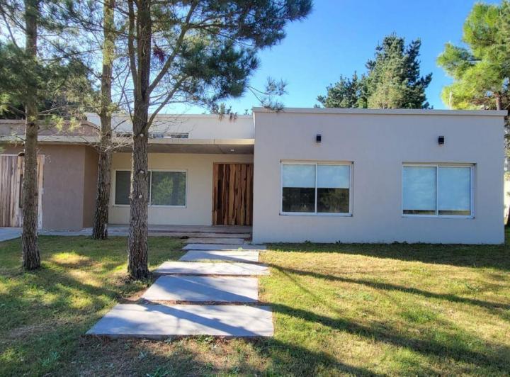 Casa · 260m² · 5 Ambientes