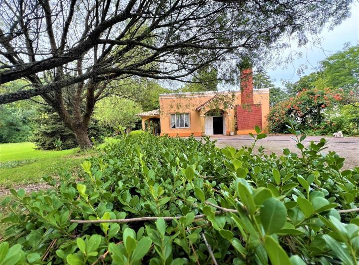 Casa · 271m² · 8 Cocheras