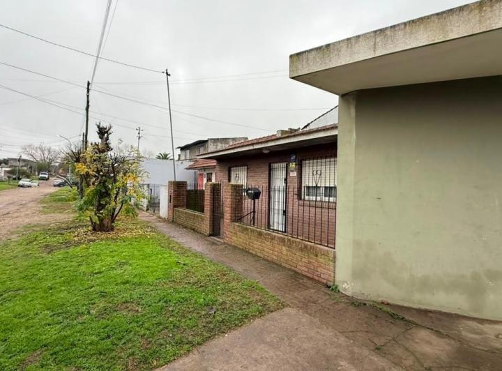 Casa · 5 Ambientes · 1 Cochera