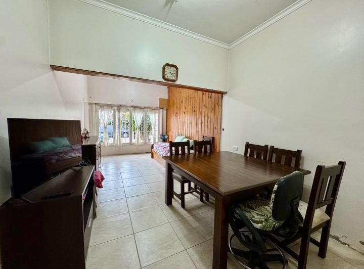 Casa · 99m² · 4 Ambientes · 1 Cochera