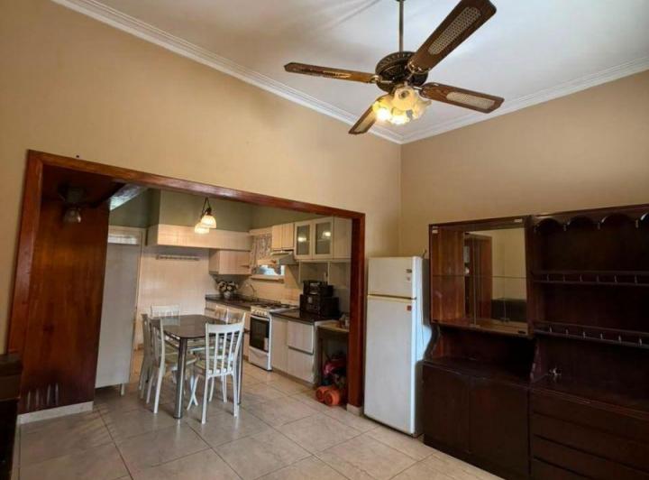 Casa · 316m² · 5 Ambientes · 2 Cocheras