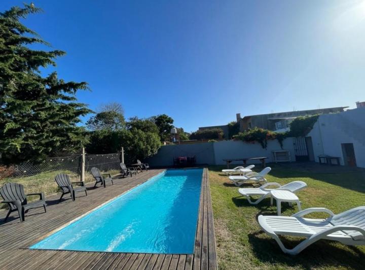 Casa · 250m² · 9 Ambientes