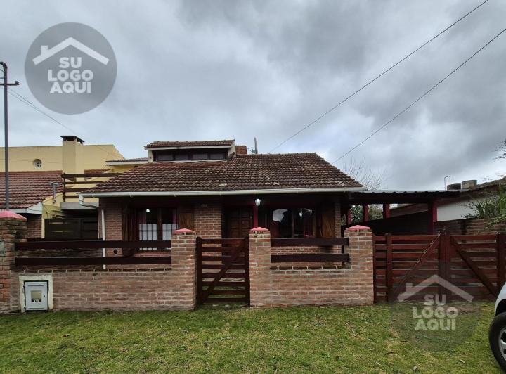 Casa · 100m² · 5 Ambientes · 1 Cochera