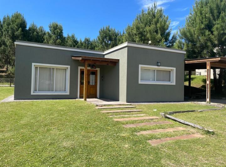 Casa · 150m² · 4 Ambientes · 2 Cocheras