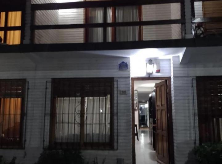 Casa · 105m² · 6 Ambientes · 1 Cochera