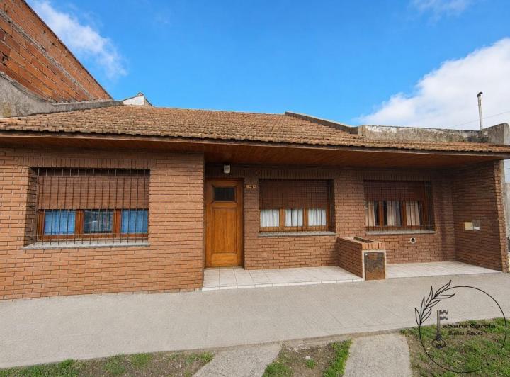 Casa · 100m² · 5 Ambientes