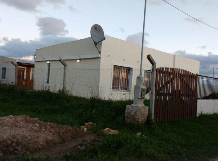 Casa · 75m² · 4 Ambientes · 1 Cochera