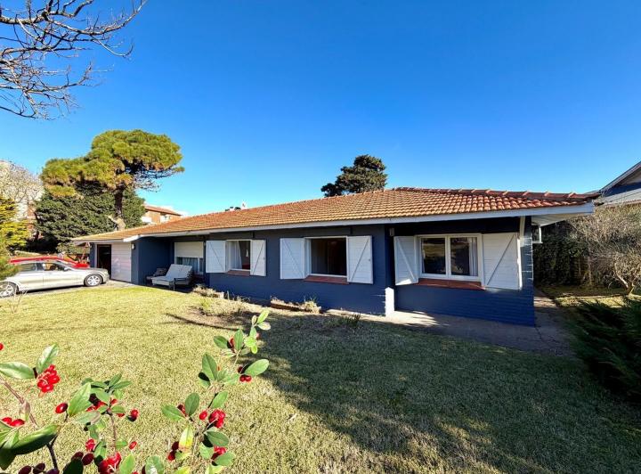 Casa · 204m² · 6 Ambientes