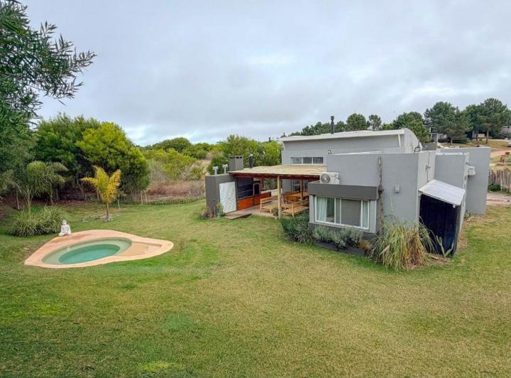 Casa · 145m² · 4 Ambientes