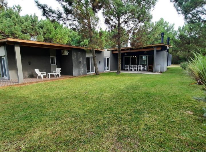 Casa · 165m² · 6 Ambientes