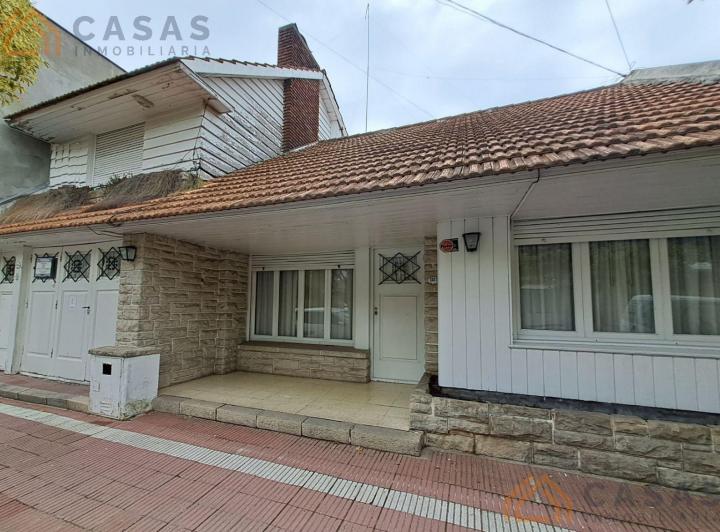 Casa · 150m² · 4 Ambientes · 1 Cochera