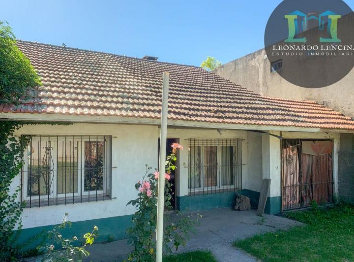 Casa · 84m² · 3 Ambientes · 2 Cocheras