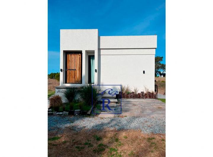 Casa · 180m² · 7 Ambientes