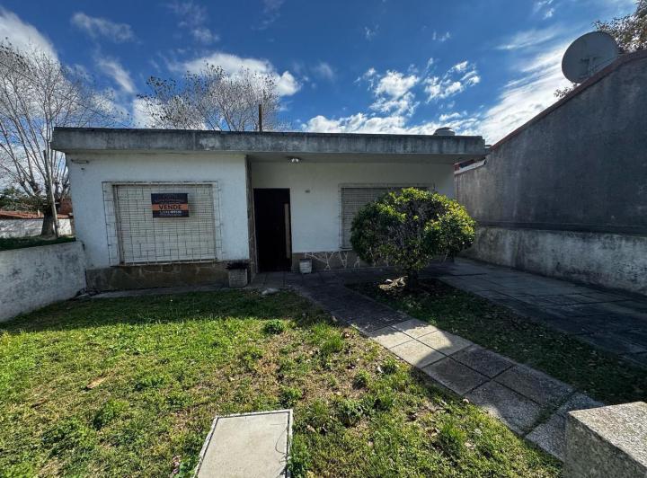 Casa · 90m² · 3 Ambientes · 1 Cochera
