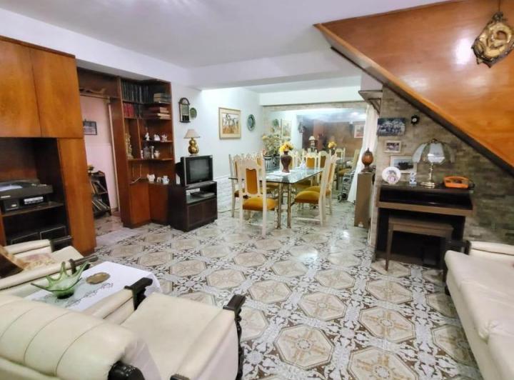 Casa · 180m² · 3 Dormitorios
