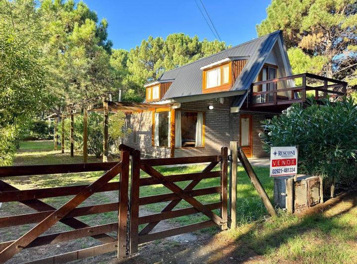 Casa · 103m² · 3 Ambientes · 1 Cochera