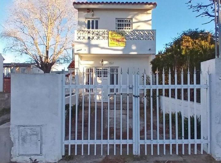 Casa · 80m² · 3 Ambientes · 1 Cochera