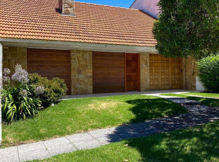 Casa · 125m² · 3 Ambientes · 1 Cochera