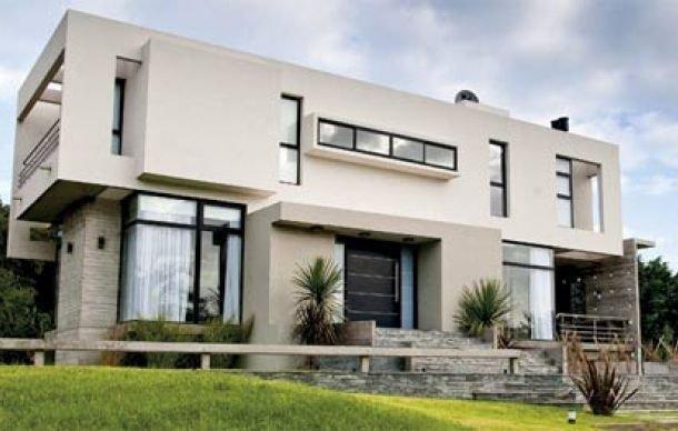 Casa · 238m² · 4 Ambientes · 1 Cochera
