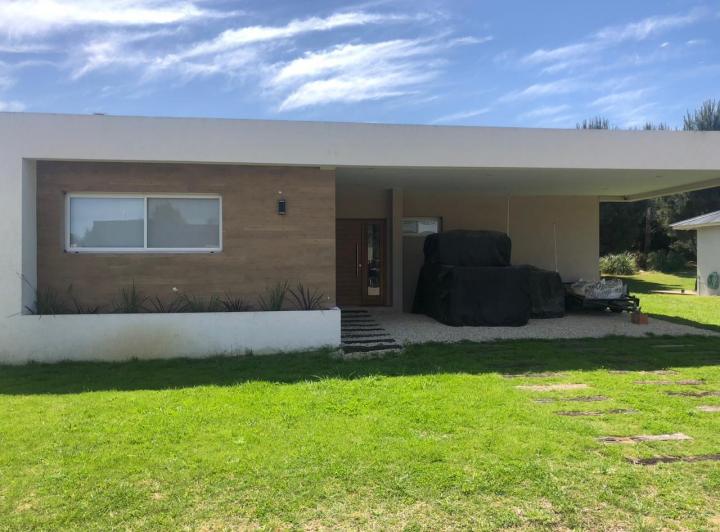 Casa · 252m² · 3 Dormitorios