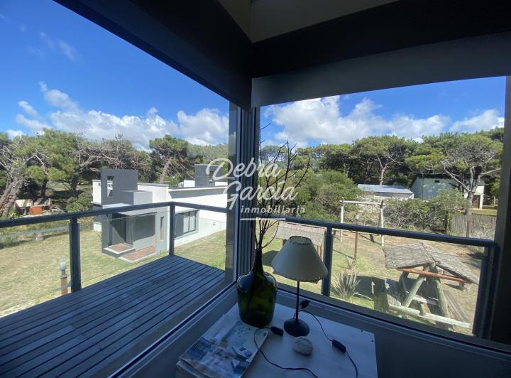 Casa · 209m² · 5 Ambientes · 2 Cocheras