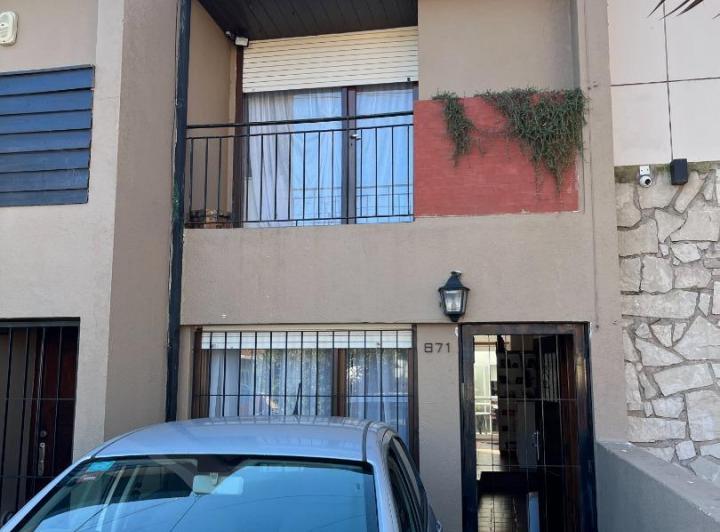 Casa · 85m² · 3 Ambientes · 1 Cochera