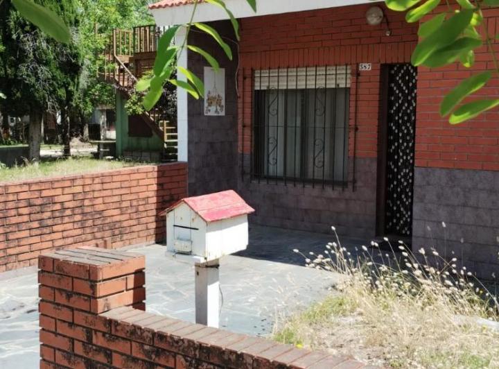 Casa · 46m² · 4 Ambientes · 1 Cochera