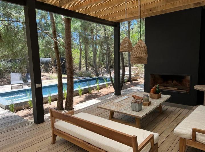 Casa · 240m² · 6 Ambientes