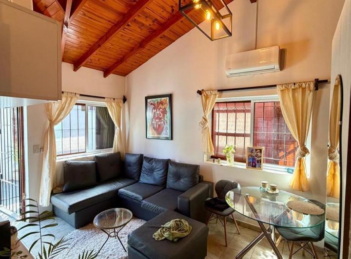 Casa · 43m² · 3 Ambientes · 1 Cochera