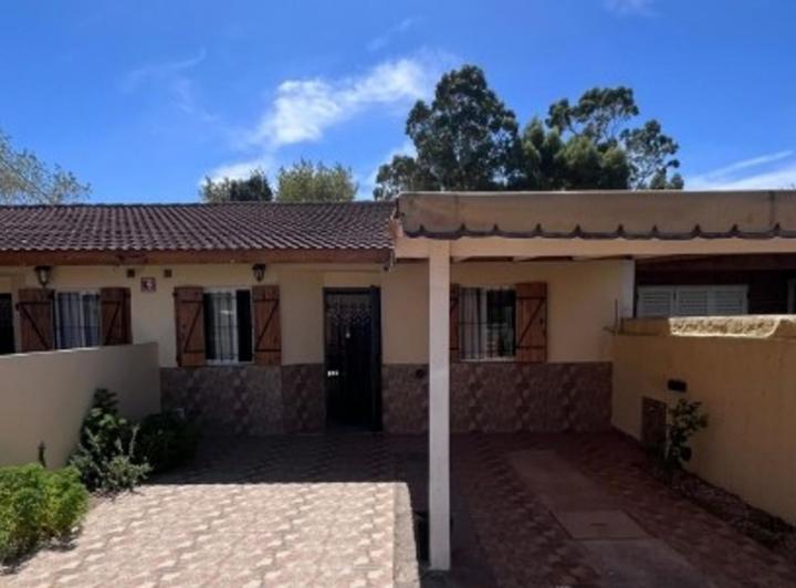 Casa · 70m² · 3 Ambientes · 1 Cochera