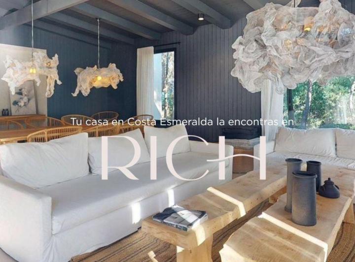 Casa · 330m² · 5 Ambientes