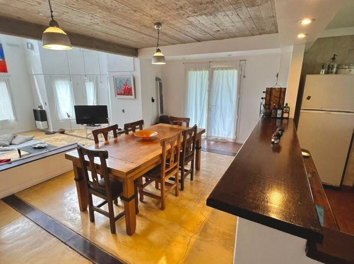 Casa · 200m² · 3 Ambientes