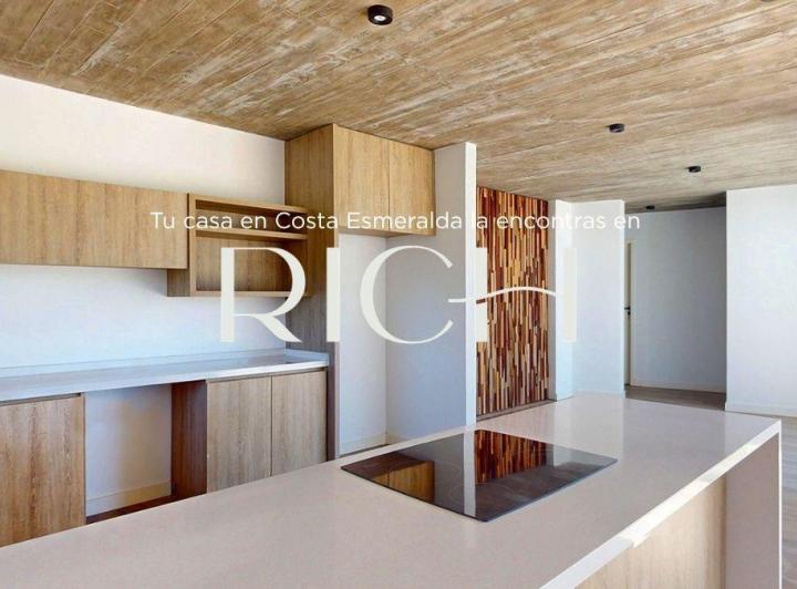 Casa · 180m² · 4 Ambientes
