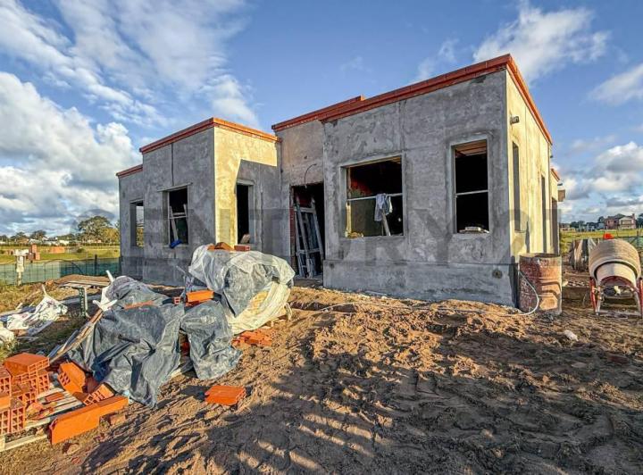Casa · 253m²